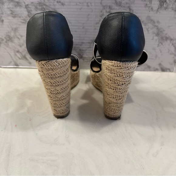 Candie’s black platform heels - Picture 4 of 7